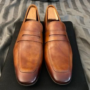 Magnanni Loafers rubber soled Brand New